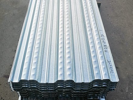 阿里巴巴考拉海購華北智慧物流中心采用津雙達720型樓承板